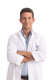 מנהל היחידה להחלפות מפרקים