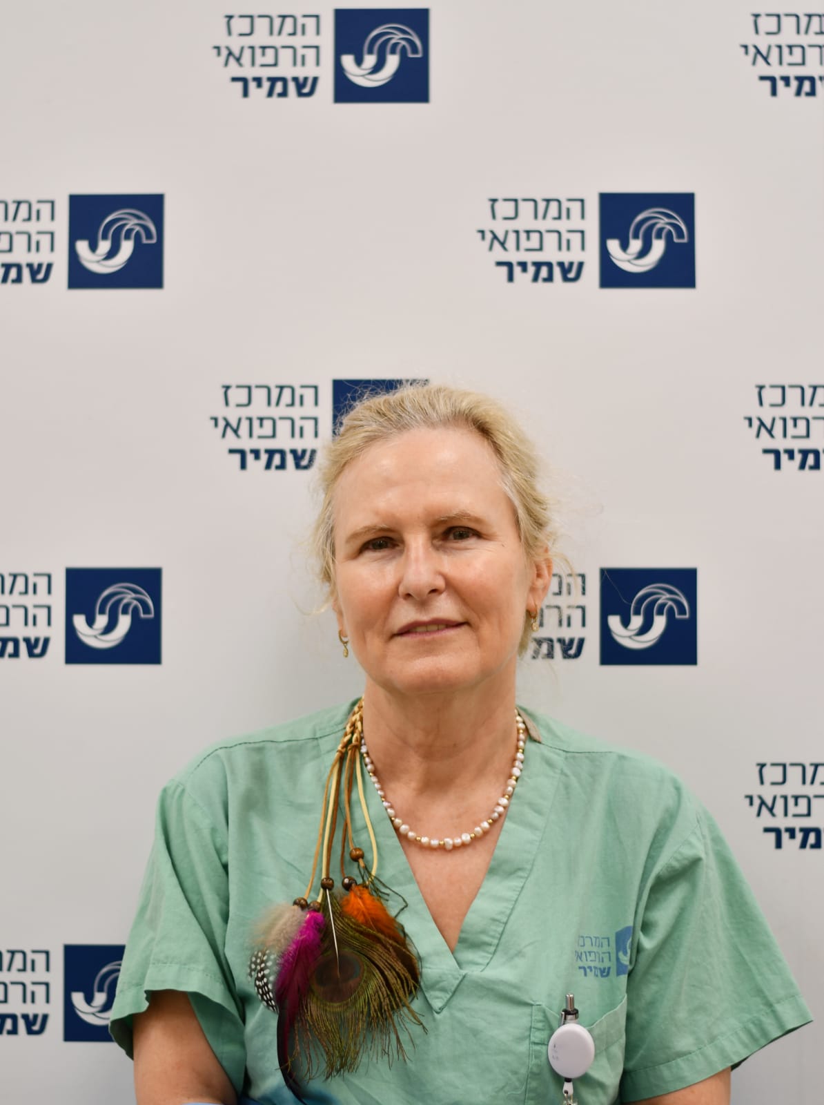 אחות אחראית בחדר לידה