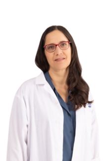 סגנית מנהל מערך העיניים ומנהלת שירות קרנית.