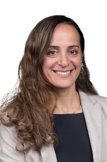 רדיולוגית מומחית שריר-שלד